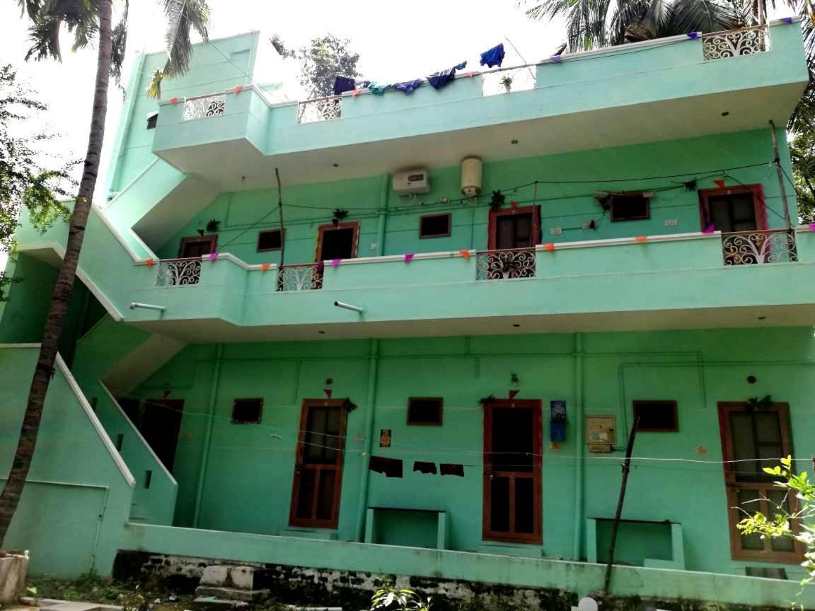 Sri Shankaraa Guest House Тируваннамалай Экстерьер фото