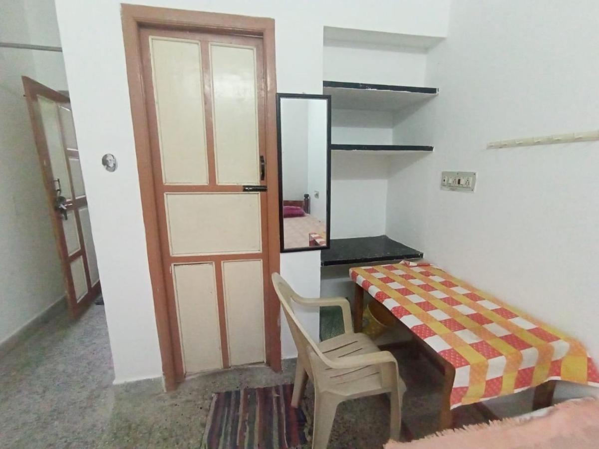 Sri Shankaraa Guest House Тируваннамалай Экстерьер фото