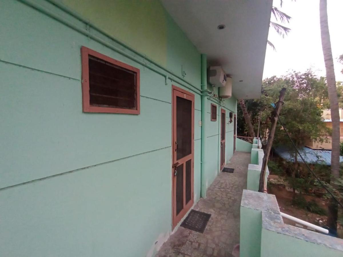Sri Shankaraa Guest House Тируваннамалай Экстерьер фото